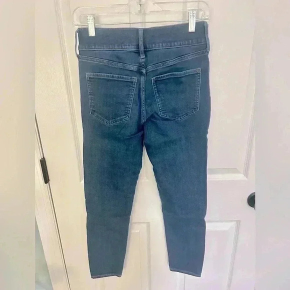 Express Mid Rise Cropped Skinny Jeans size 2 - Picture 2 of 2